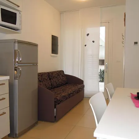 아파트 Modern One Bedroom With Solarium